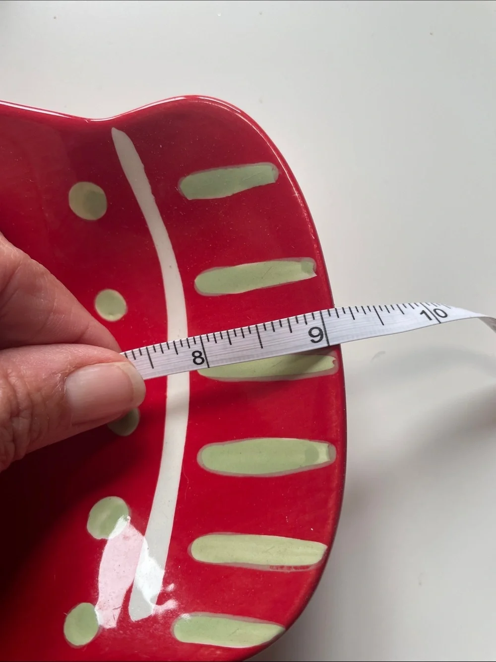 2 Red mittens dish set